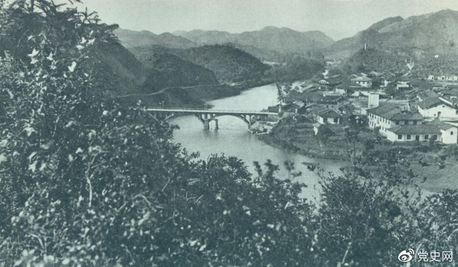 1930年12月，紅軍在龍岡地區(qū)殲滅國(guó)民黨軍第十八師近一萬(wàn)人，活捉敵師長(zhǎng)張輝瓚。圖為作戰(zhàn)舊址江西興國(guó)東北的龍岡。